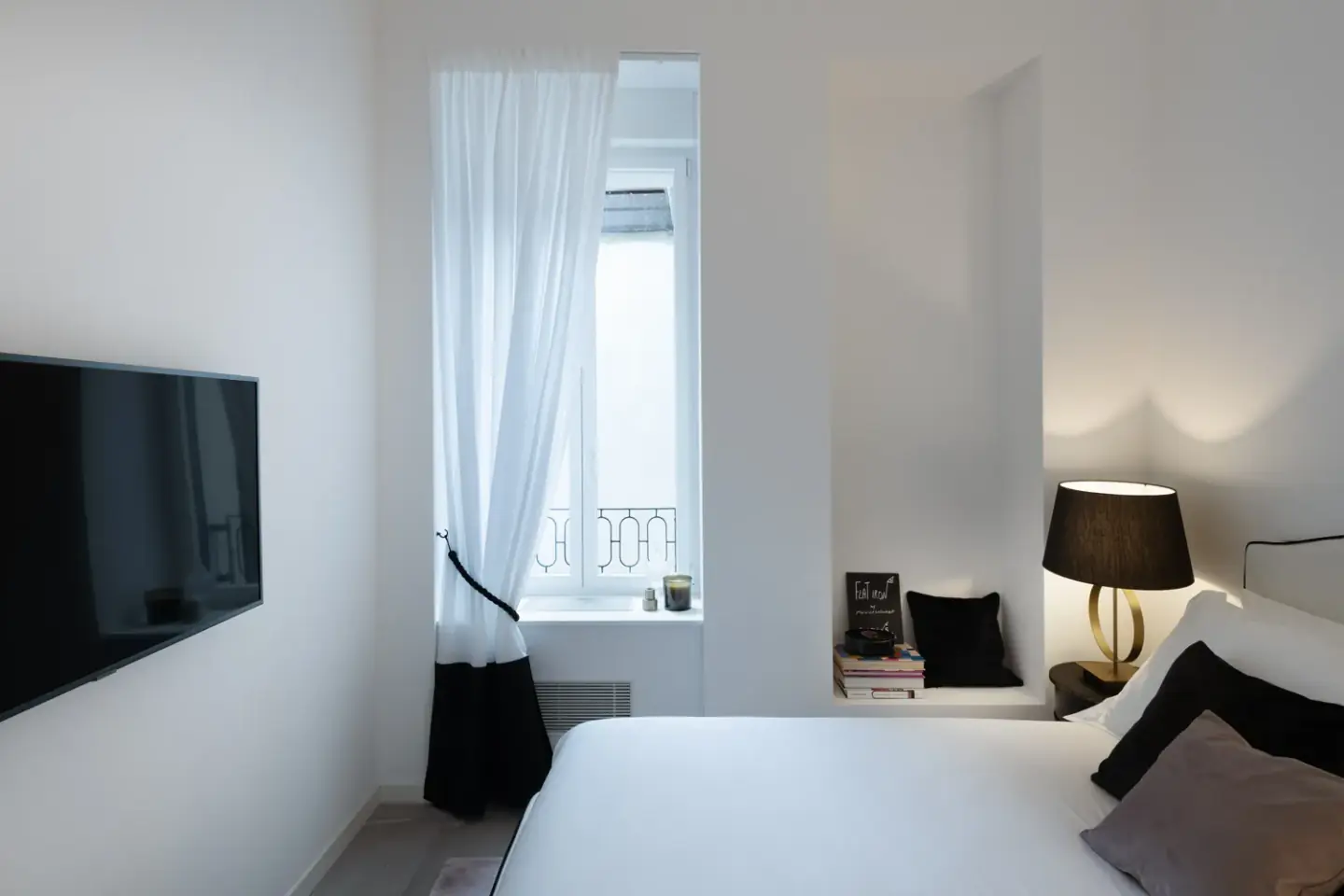Porta Venezia Apartments 13